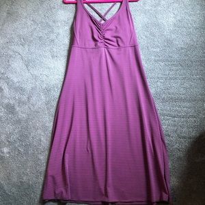 Athletic cross cross striped dress - Medium